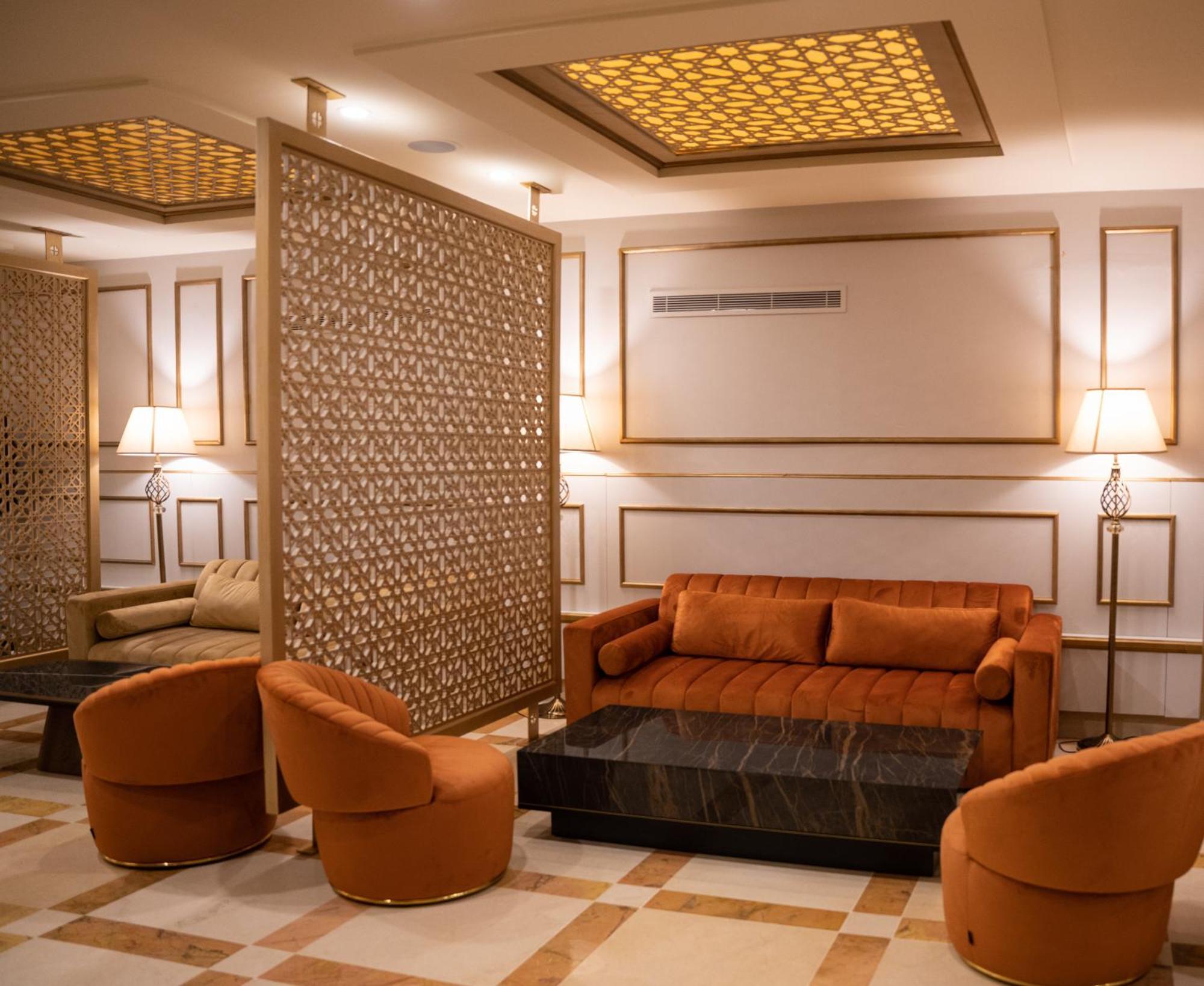 Royal Tulip Korbous Bay Thalasso & Springs (Adults Only) Qorbu Exterior photo Interior of the hotel