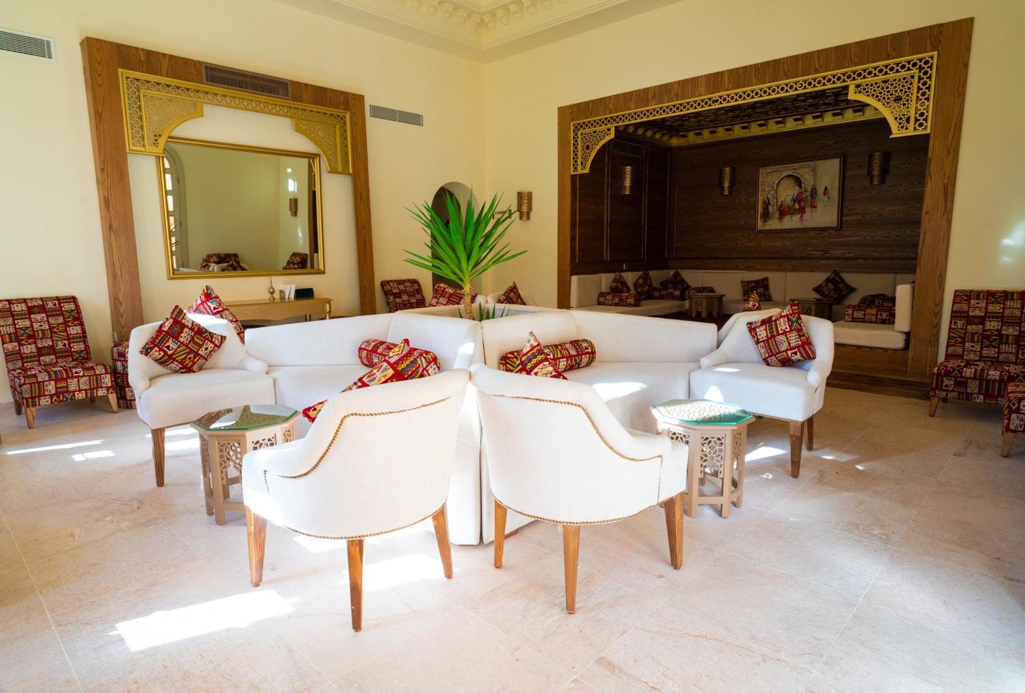 Royal Tulip Korbous Bay Thalasso & Springs (Adults Only) Qorbu Exterior photo The interior of the hotel