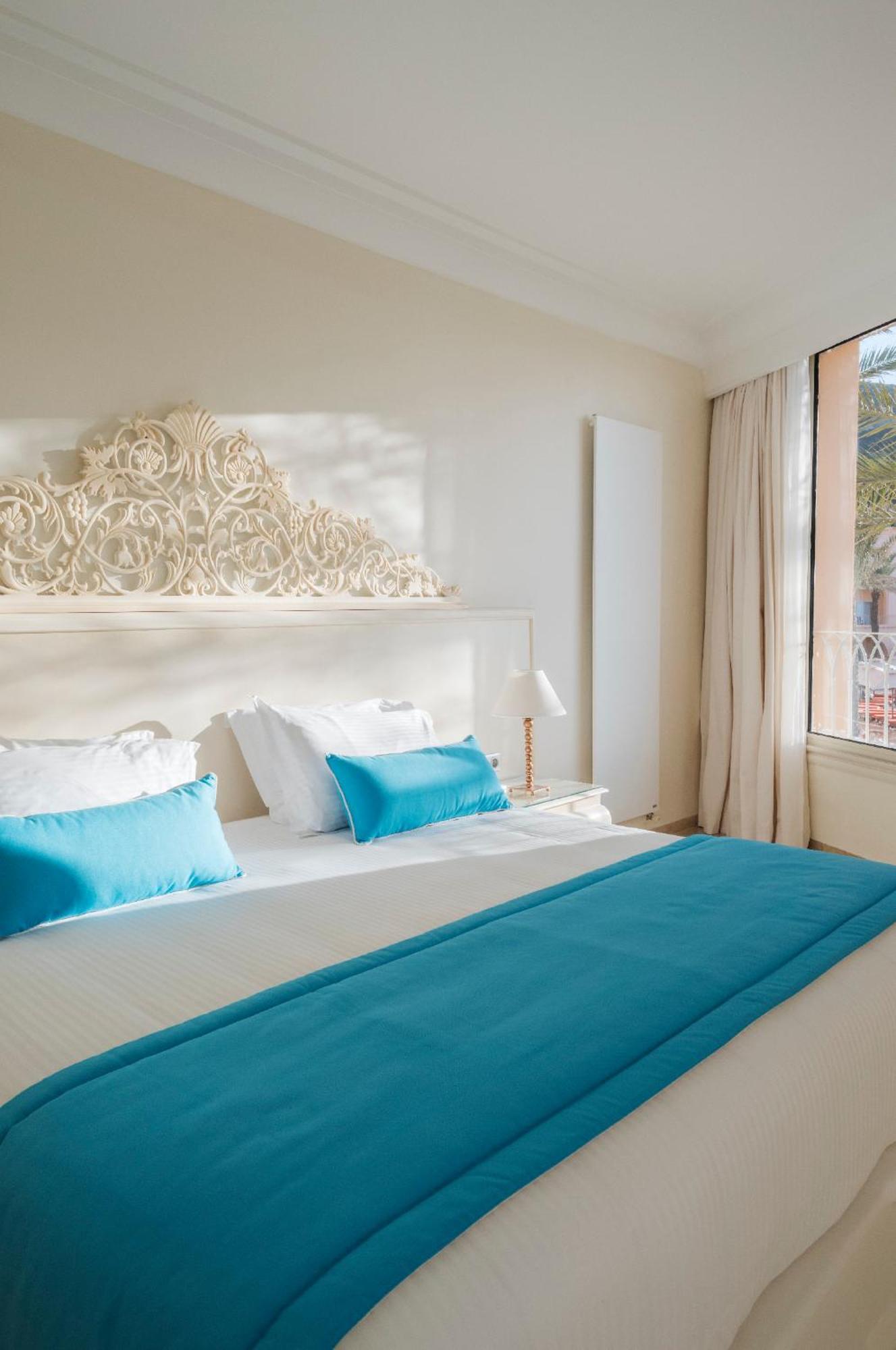 Royal Tulip Korbous Bay Thalasso & Springs (Adults Only) Qorbu Exterior photo